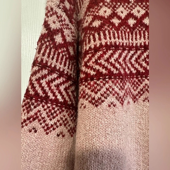 American Eagle Pink & Red Jegging Fit Knit Sweater - Picture 9 of 11